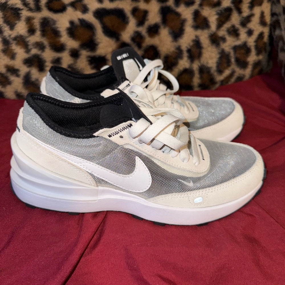 Nike Women's Cream and Black Sneakers